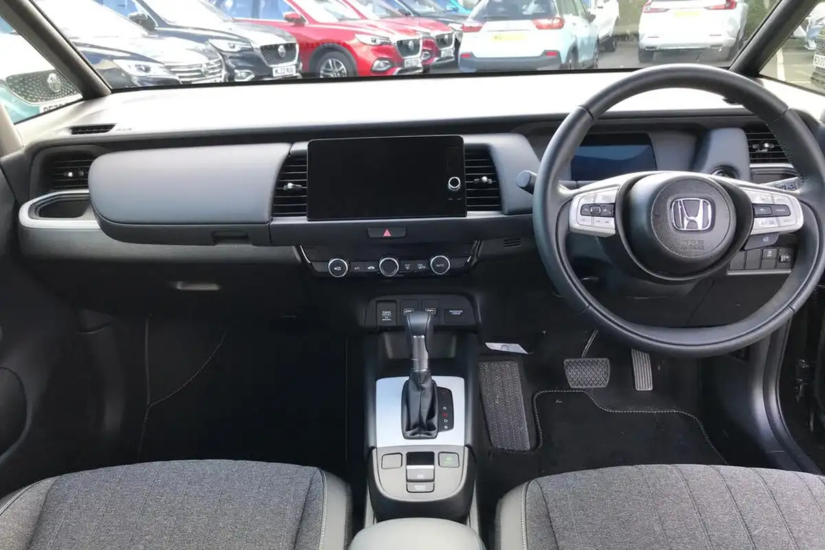 2024-honda-jazz-15-i-mmd-advance-big-3