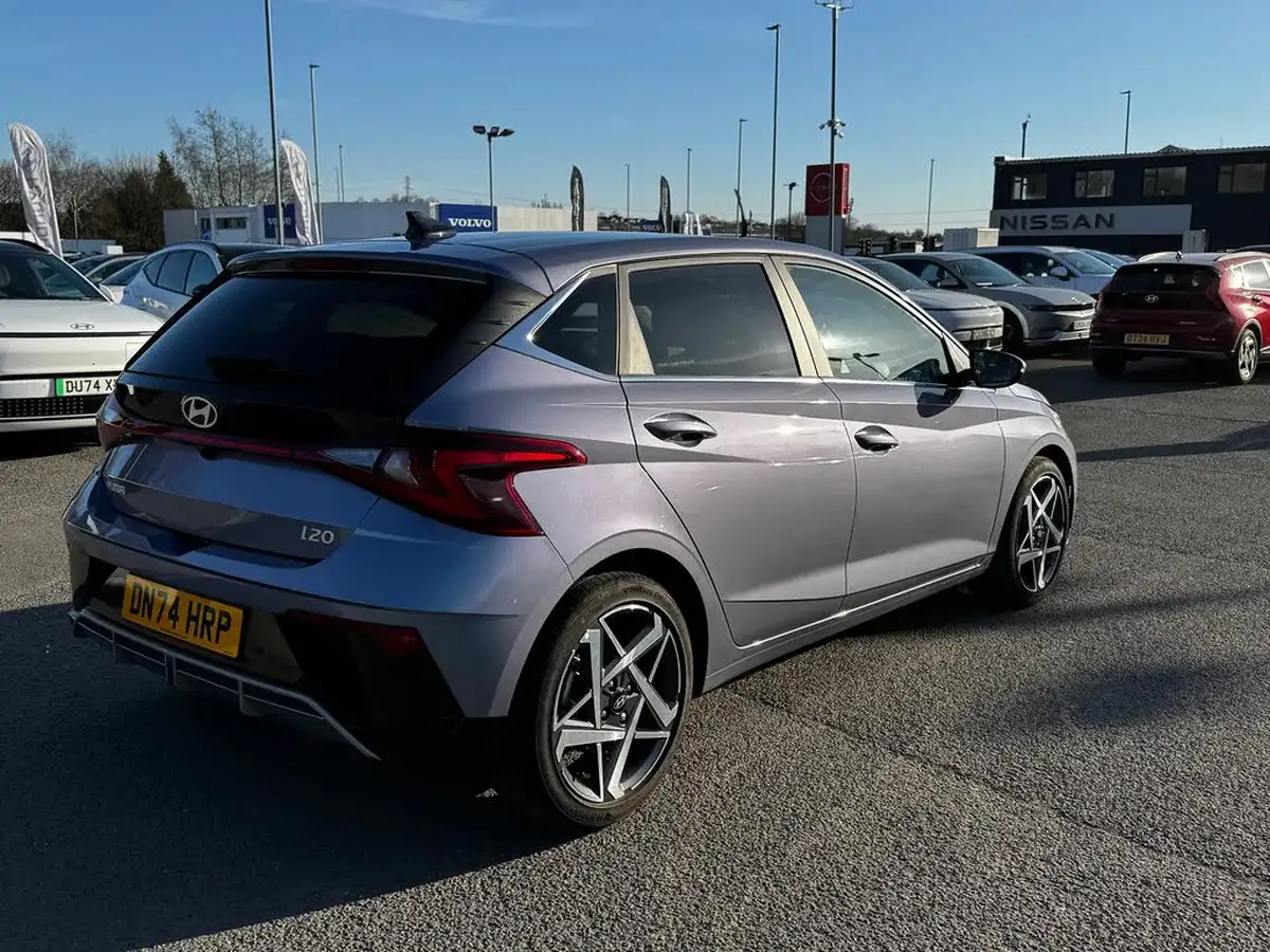 2024-hyundai-i20-10-t-gdi-premium-big-8