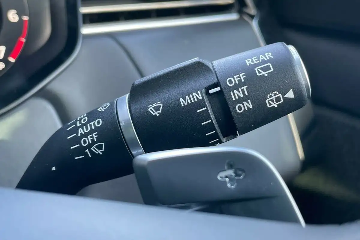 2023-land-rover-range-rover-sport-30-p460e-dynamic-se-big-75