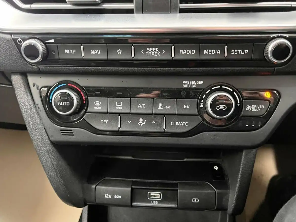 2021-kia-e-niro-ev-3-big-23