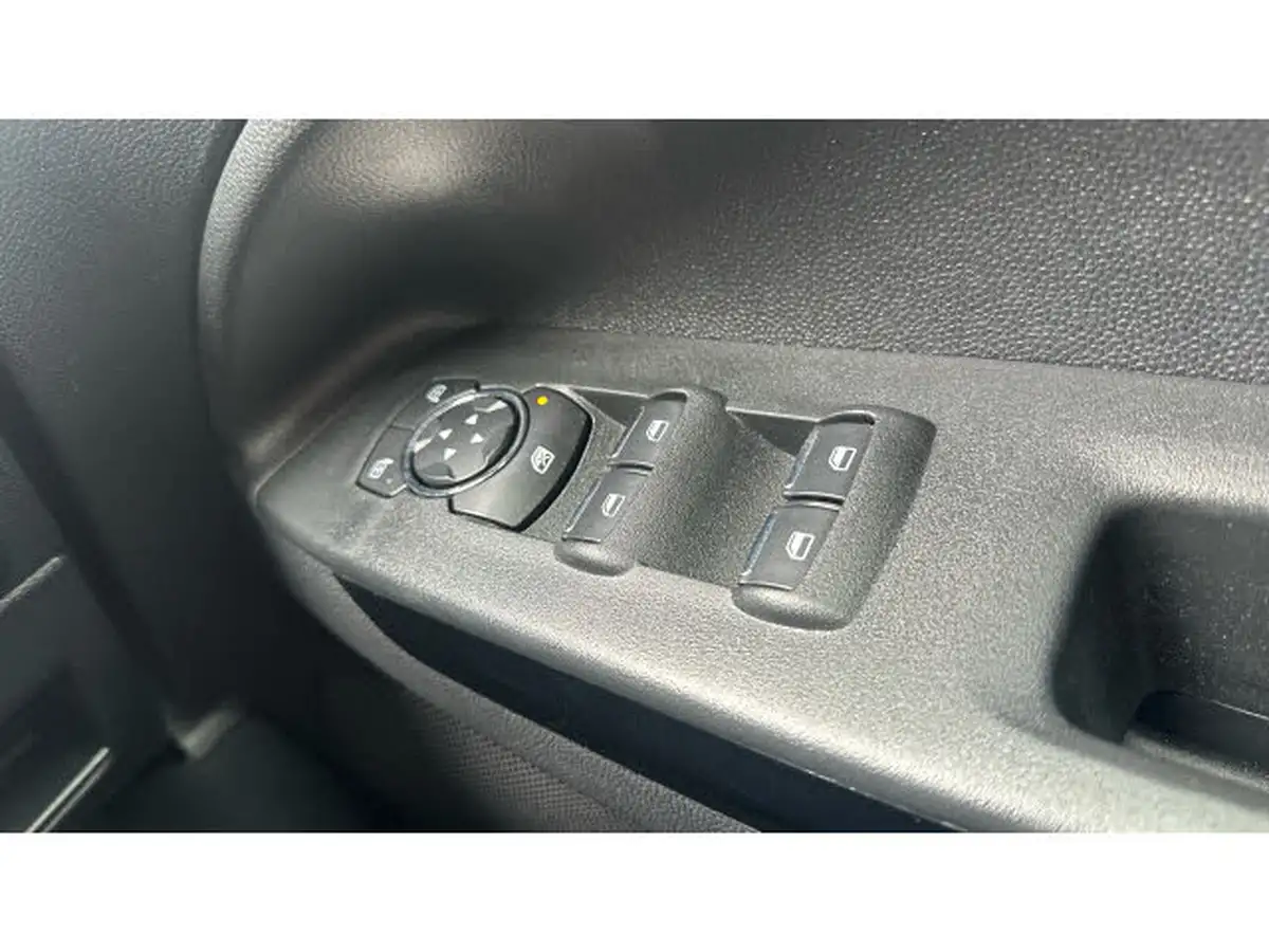 2022-ford-ecosport-10t-titanium-big-37