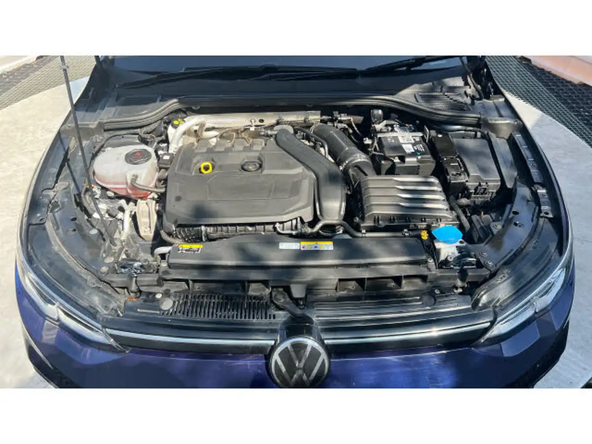 2022-volkswagen-golf-15-tsi-life-150ps-hatchback-big-7