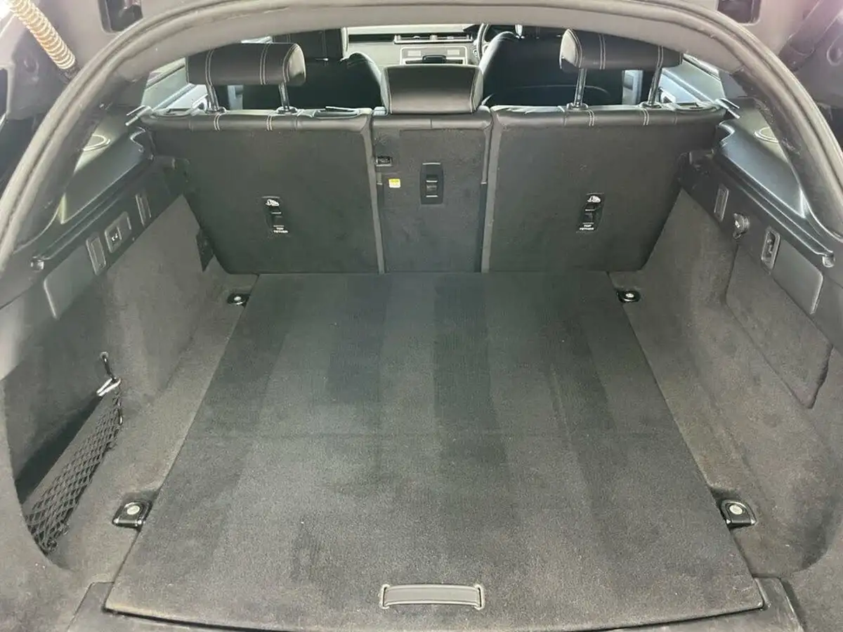 2021-land-rover-range-rover-velar-20-d200-r-dynamic-hse-big-13