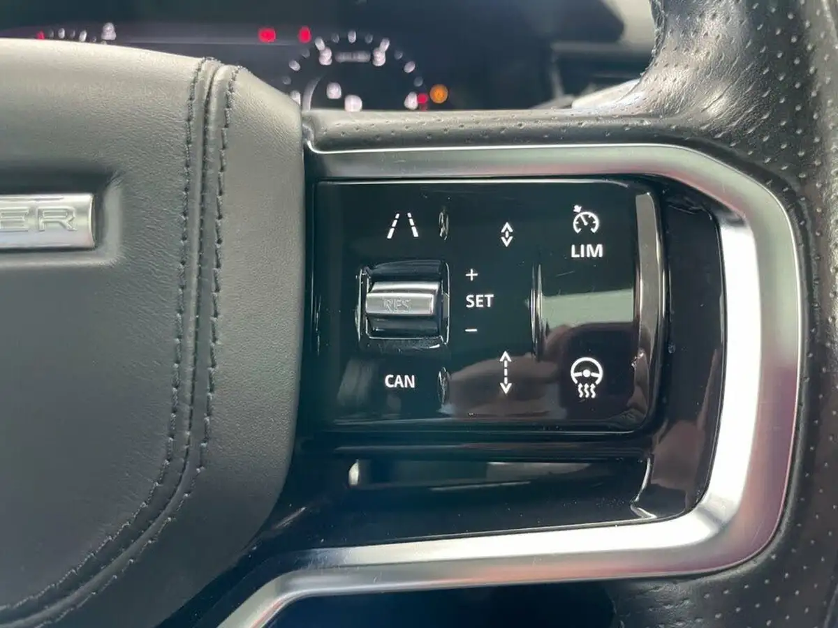 2021-land-rover-range-rover-velar-20-d200-r-dynamic-hse-big-37