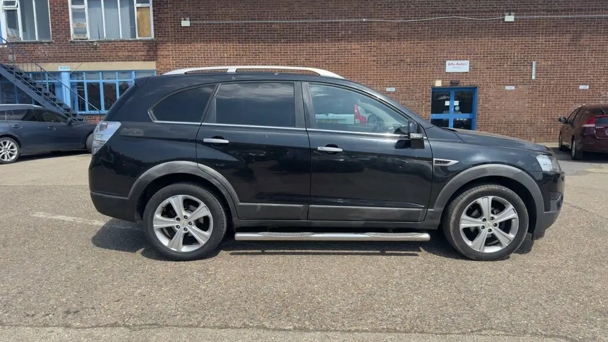 2011-chevrolet-captiva-22td-ltz-auto-big-3