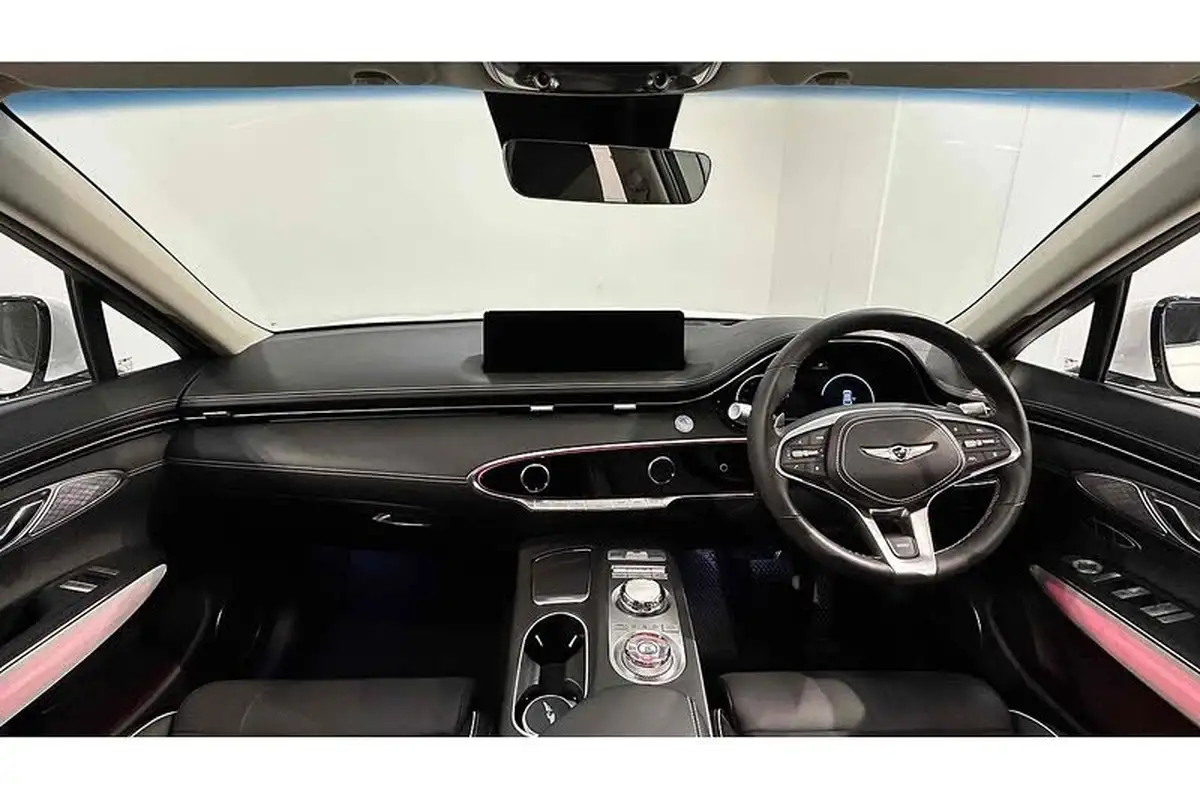 2023-genesis-gv70-e-sport-line-big-1