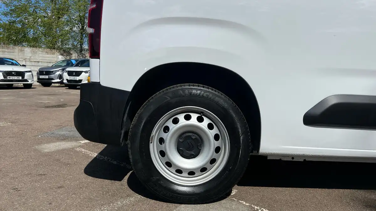 2023-citroen-berlingo-e-enterprise-edition-m-50kwh-800-big-14