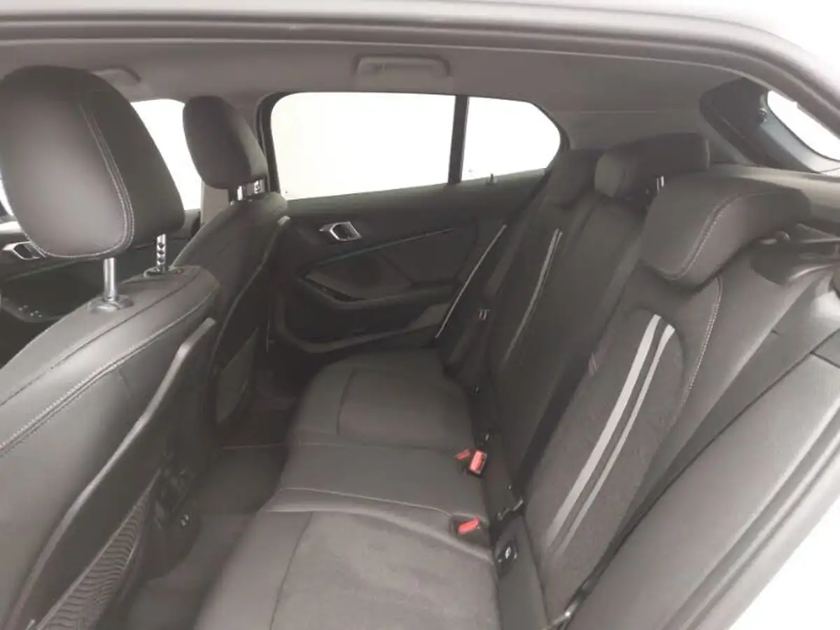 2019-bmw-1-series-15-118i-sport-138bhp-5d-dct-big-11