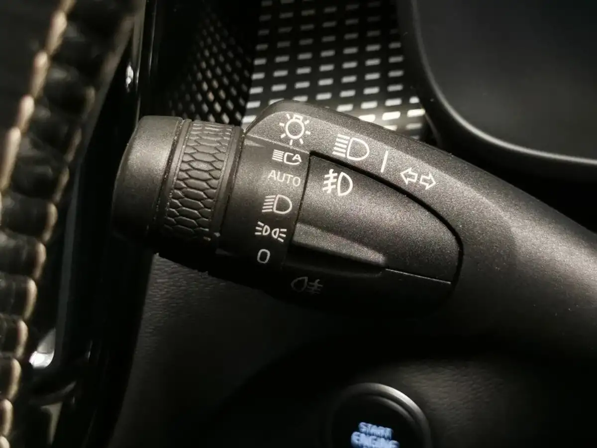 2020-volvo-xc40-15-t5-r-design-plug-in-hybrid-big-25