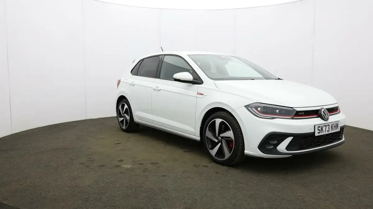 2023-volkswagen-polo-big-45