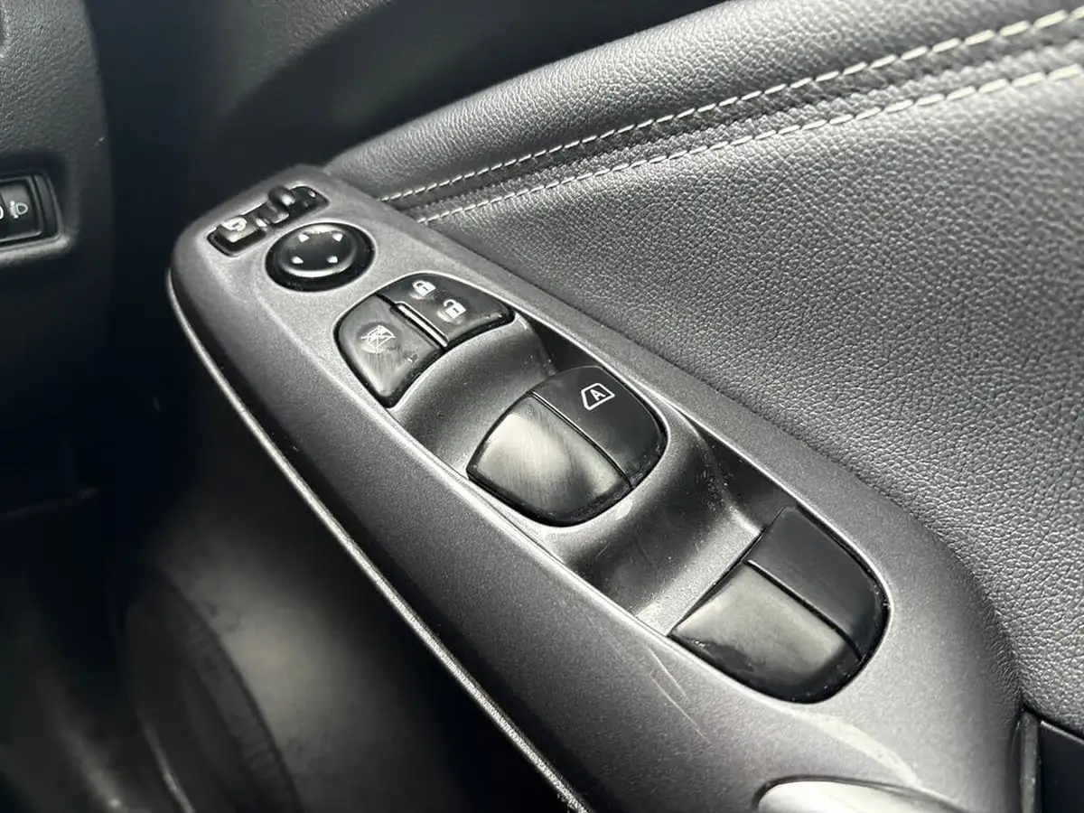 2022-nissan-juke-10-dig-t-n-connecta-big-20