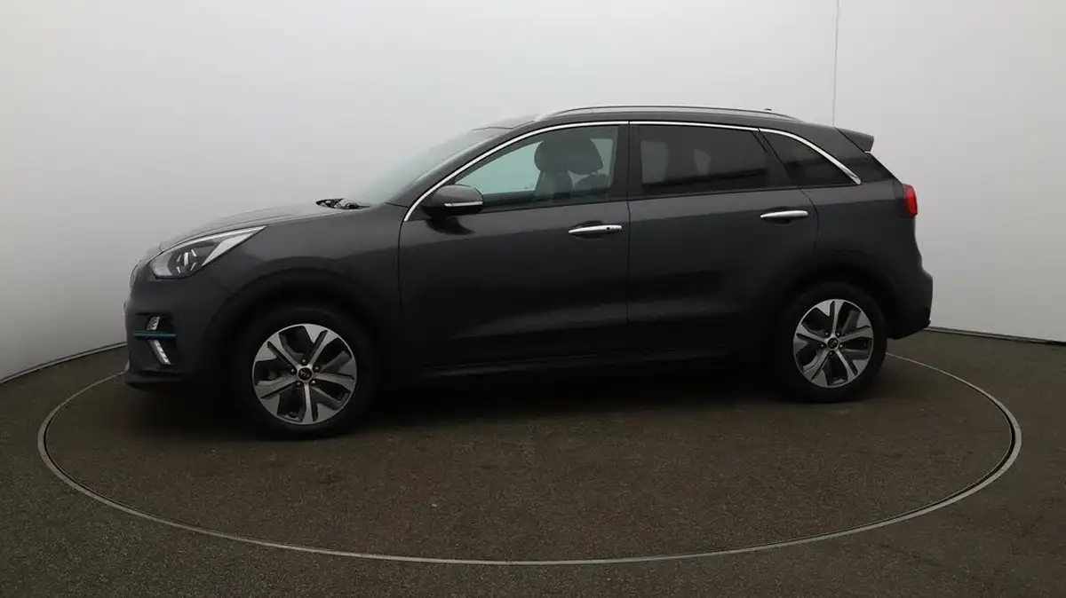 2021-kia-e-niro-ev-3-big-64