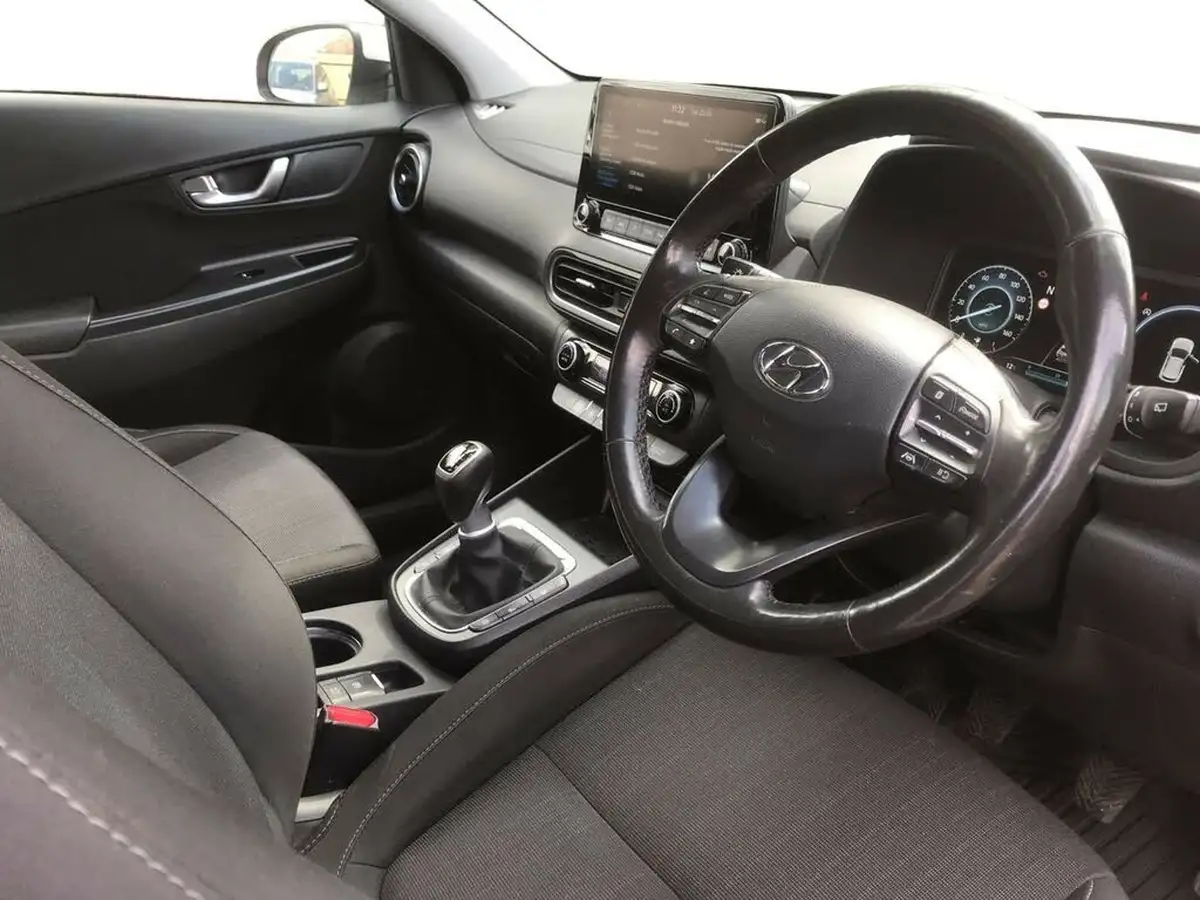 2022-hyundai-kona-10-t-gdi-premium-big-14