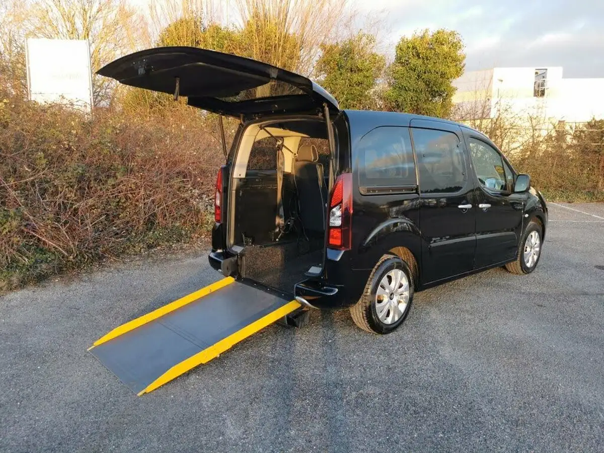 2014-citroen-berlingo-16td-multispace-plus-special-edition-big-0