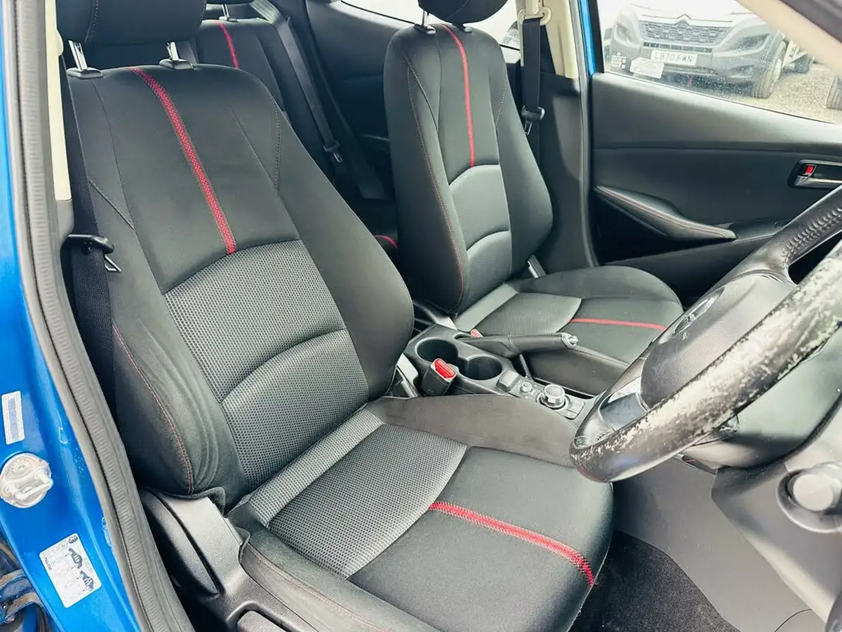 2016-mazda-mazda2-15-sport-nav-90ps-big-33