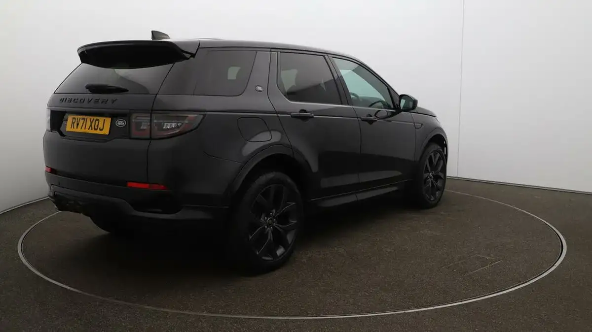 2022-land-rover-discovery-sport-15-p300e-r-dynamic-hse-big-55