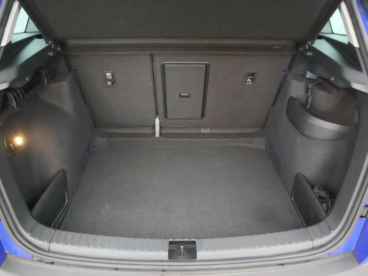 2019-skoda-karoq-10-tsi-se-technology-big-8