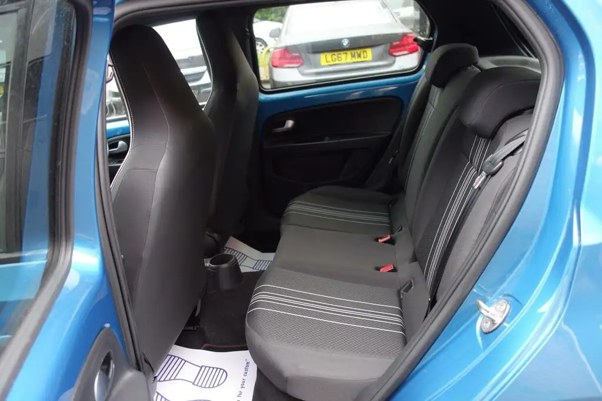 2021-seat-mii-e-big-18