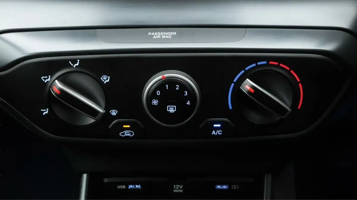2022-hyundai-bayon-10-t-gdi-se-connect-dct-big-12