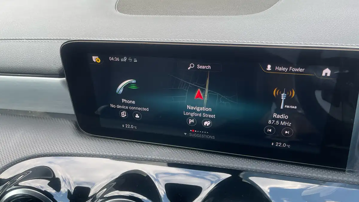 2021-mercedes-benz-cla-big-28