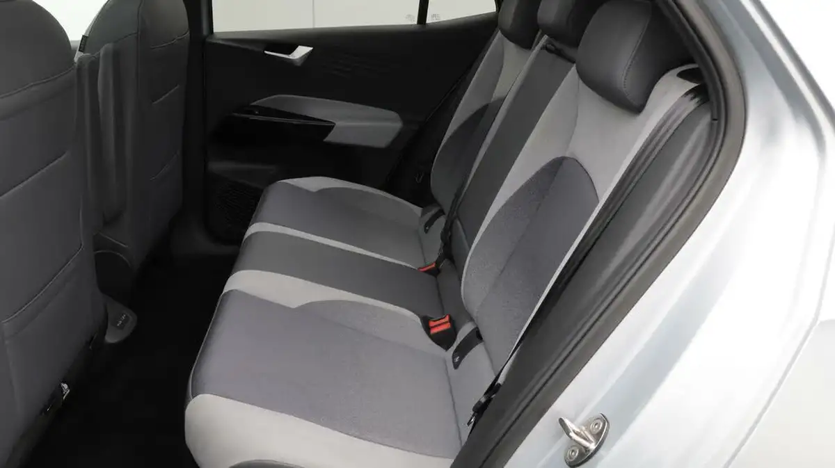 2022-volkswagen-id3-e-max-big-16