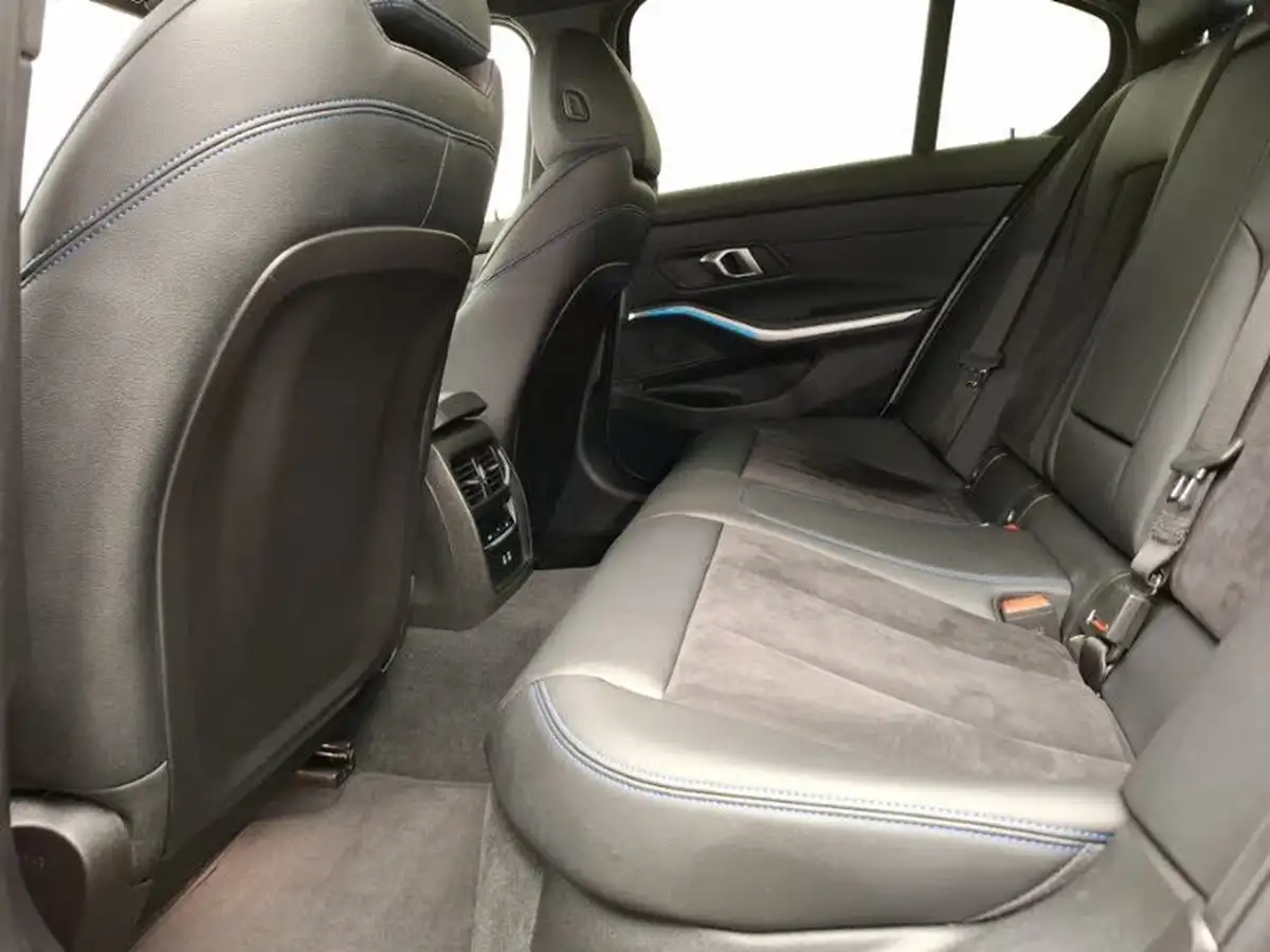 2024-bmw-3-series-20-330e-m-sport-pro-pack-saloon-4d-big-5