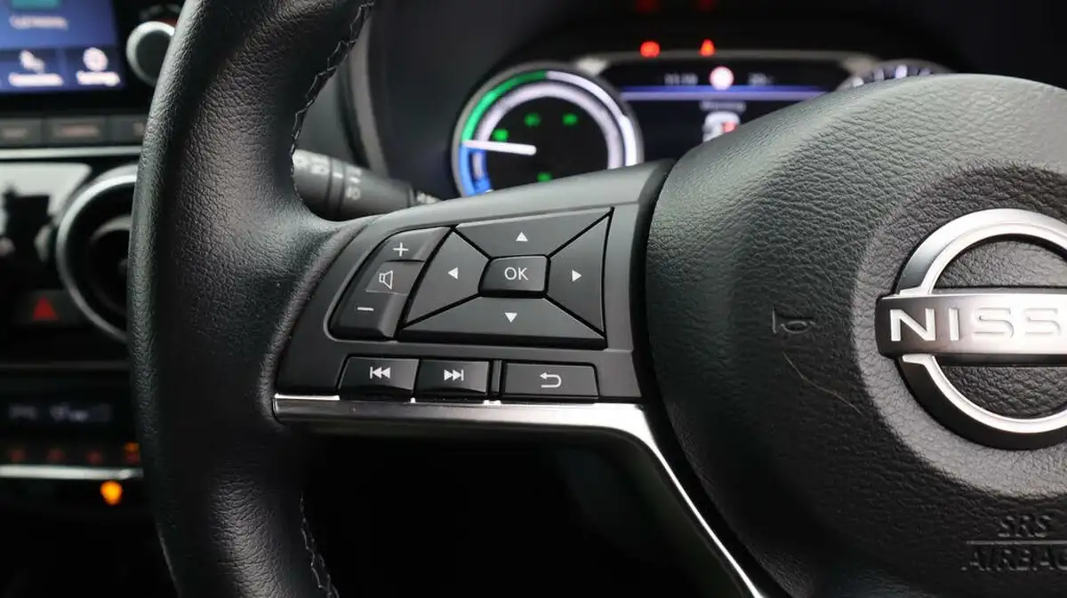 2022-nissan-juke-16-hybrid-premiere-edition-big-24