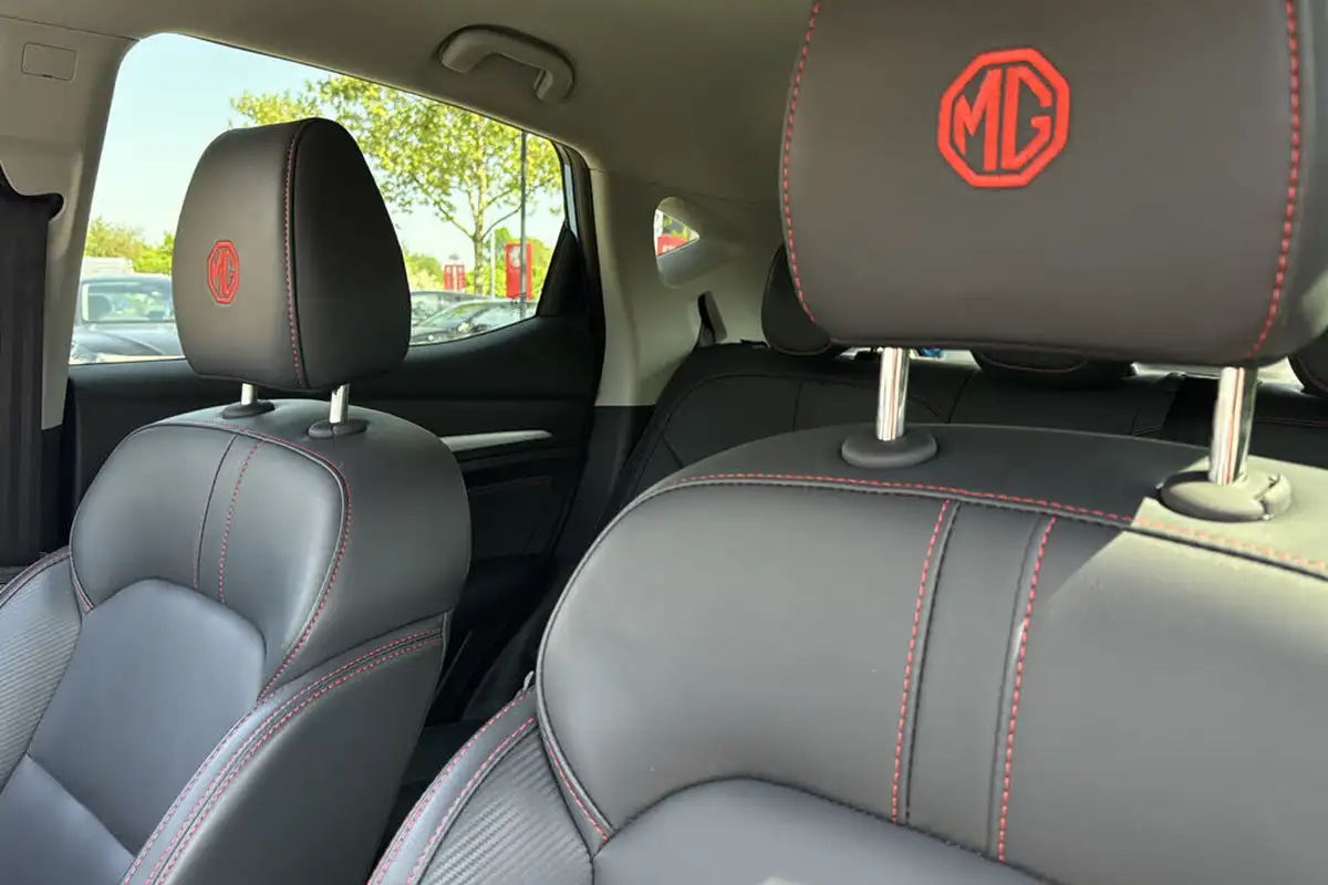 2024-mg-zs-suv-15-vti-tech-exclusive-big-32