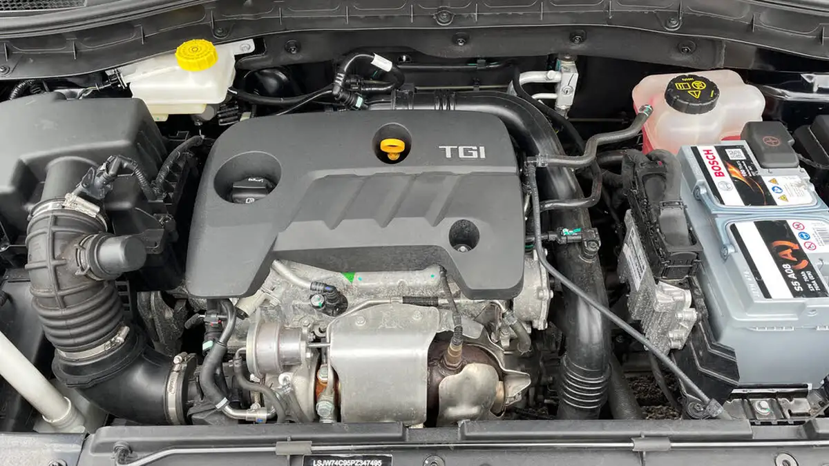 2024-mg-zs-suv-10t-gdi-exclusive-big-15