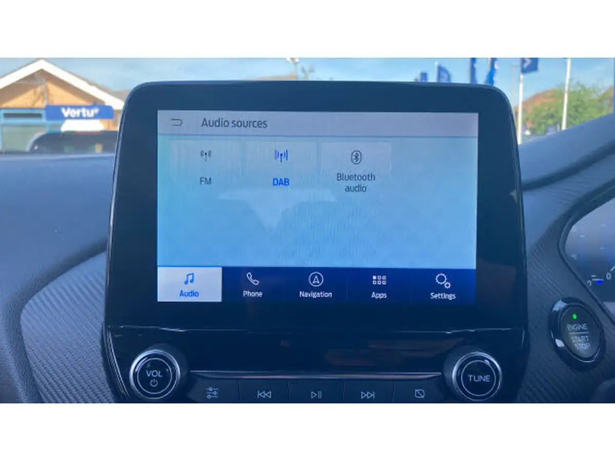 2022-ford-fiesta-10t-st-line-vignale-155ps-hybrid-mhev-3d-big-28