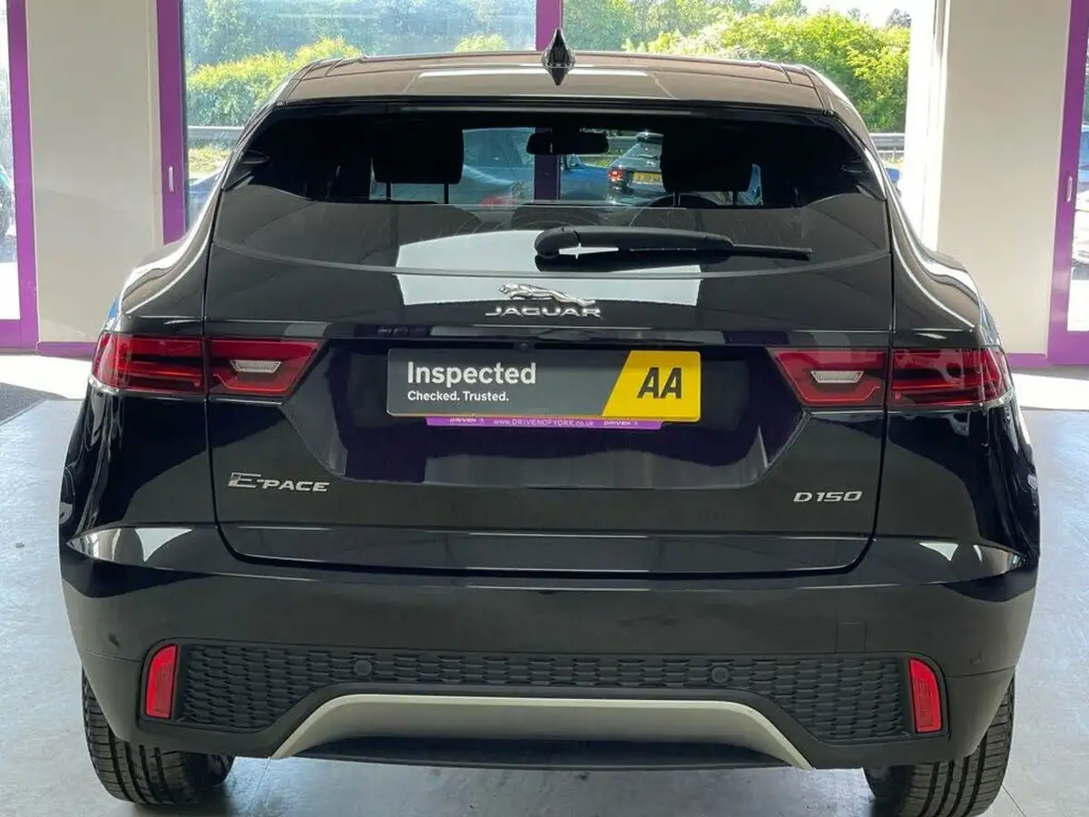 2019-jaguar-e-pace-20-i4d-150ps-big-9