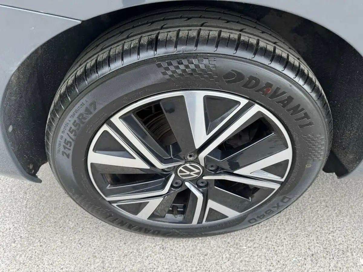 2021-volkswagen-touran-15-tsi-sel-dsg-big-40
