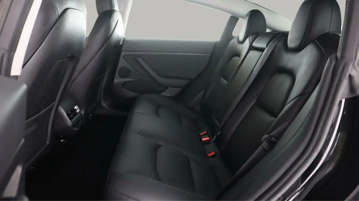 2021-tesla-model-3-e-long-range-4x4-big-16