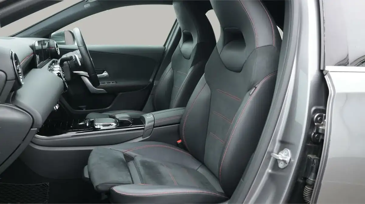 2019-mercedes-benz-a-class-20d-a200d-amg-line-hatchback-5d-big-13