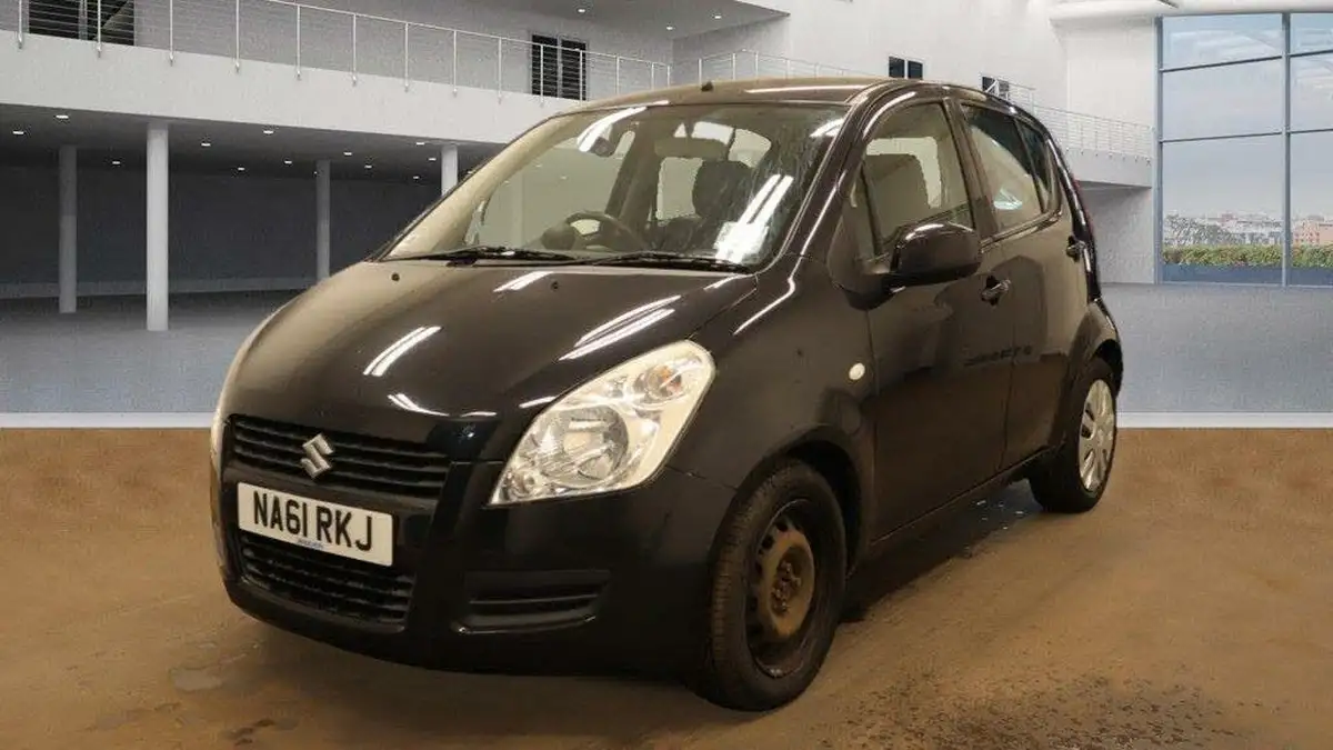 2011-suzuki-splash-10-sz3-big-12