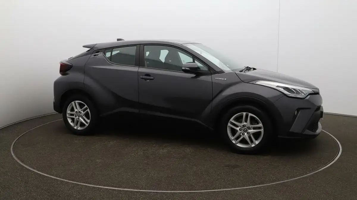 2020-toyota-c-hr-18-vvt-i-icon-parking-pack-big-45