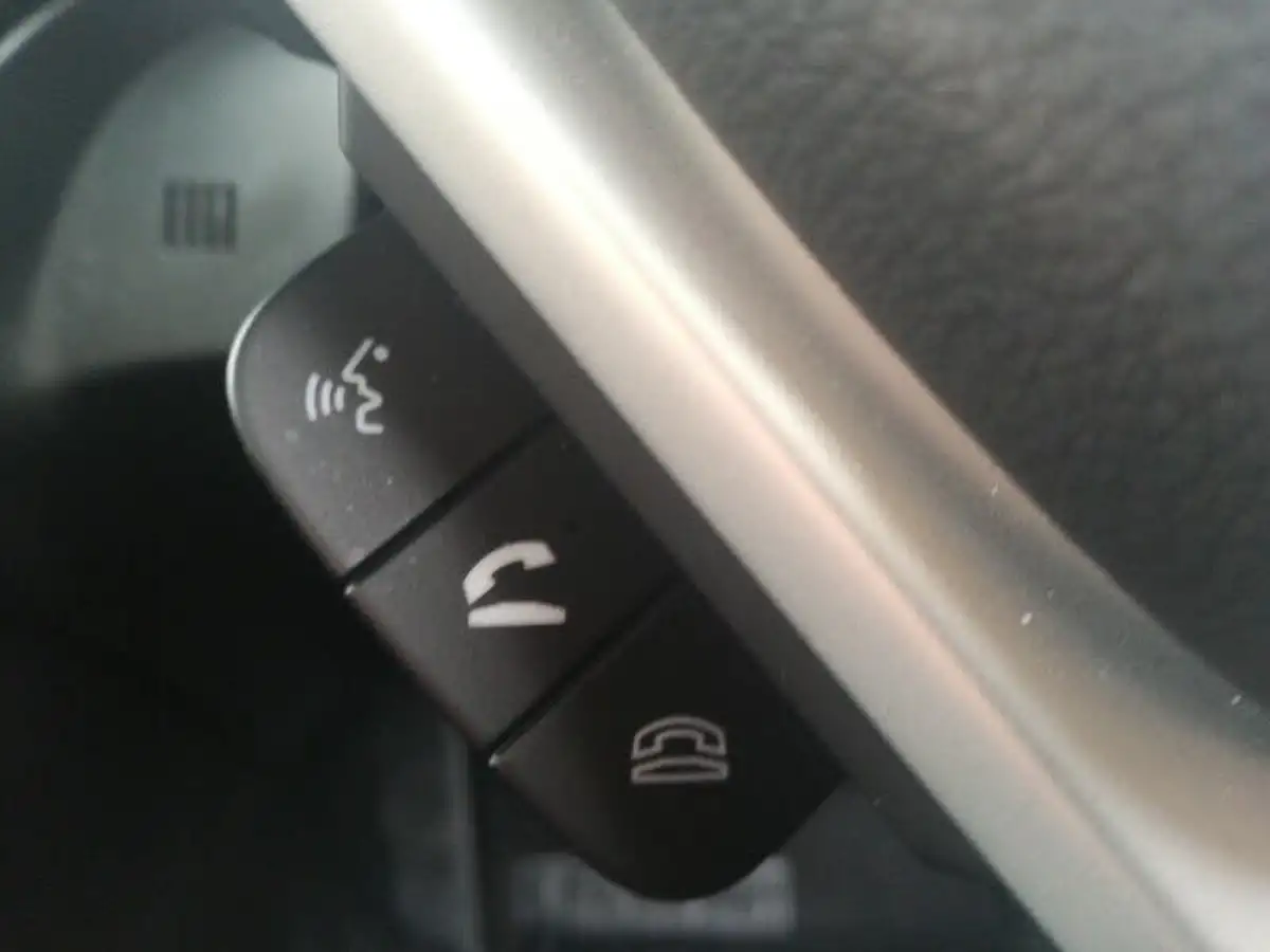 2023-suzuki-s-cross-15-ultra-allgrip-big-13