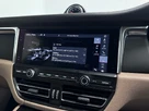 2019-porsche-macan-20-small-57