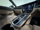2019-porsche-macan-20-small-33