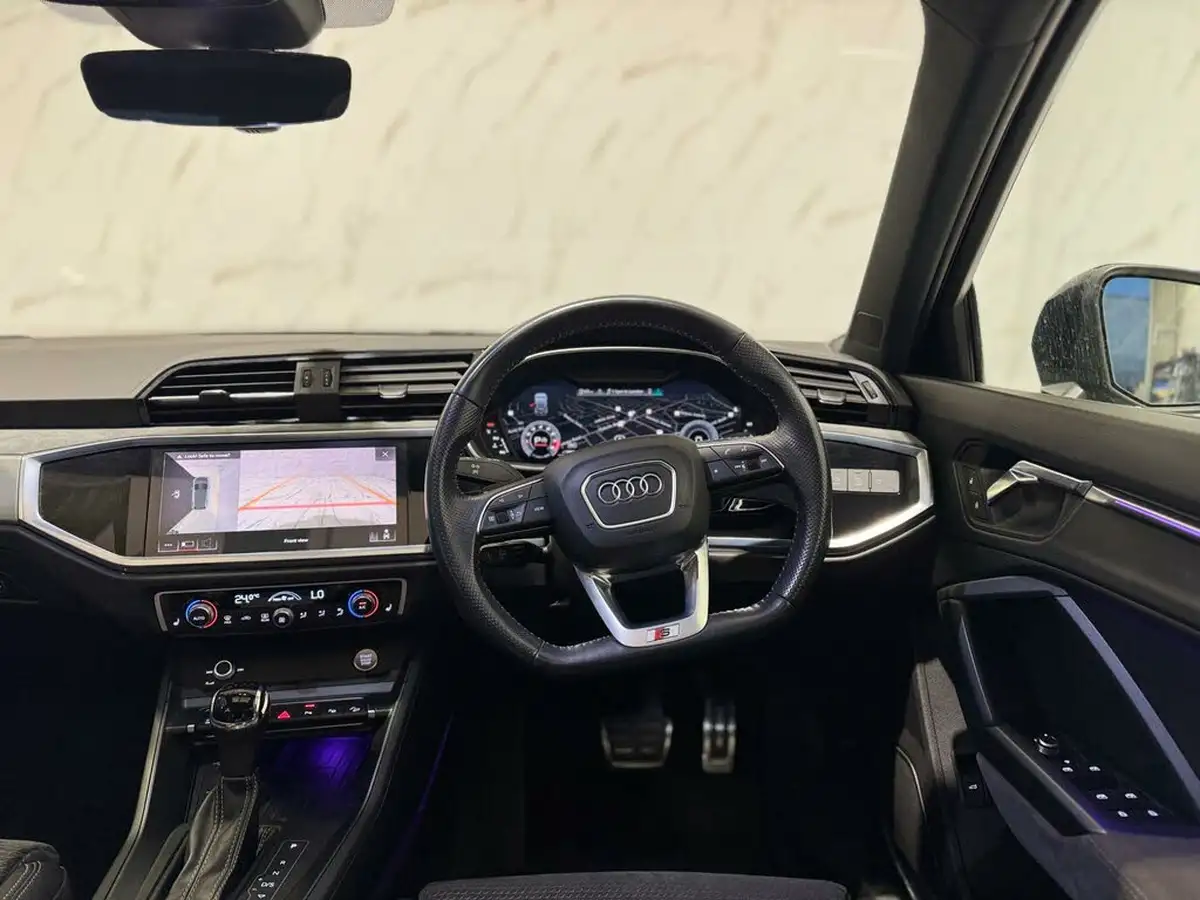 2020-audi-q3-20-40-tfsi-vorsprung-station-wagon-big-40