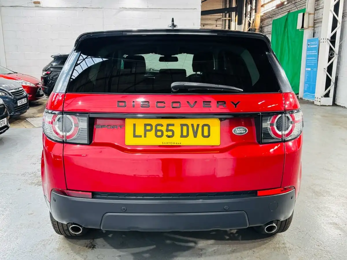 2015-land-rover-discovery-sport-20td4-hse-black-big-6
