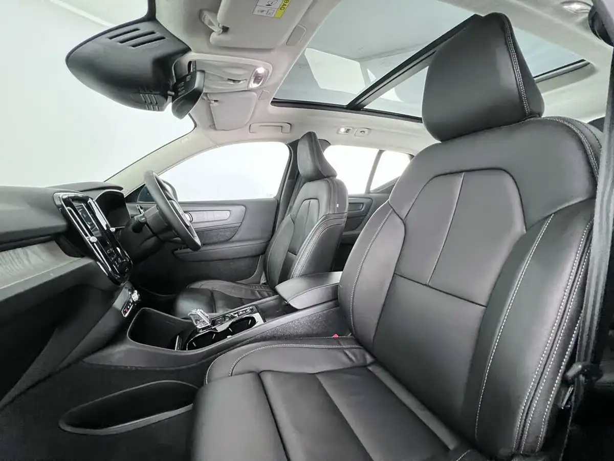2021-volvo-xc40-15-t5-inscription-pro-258bhp-big-13