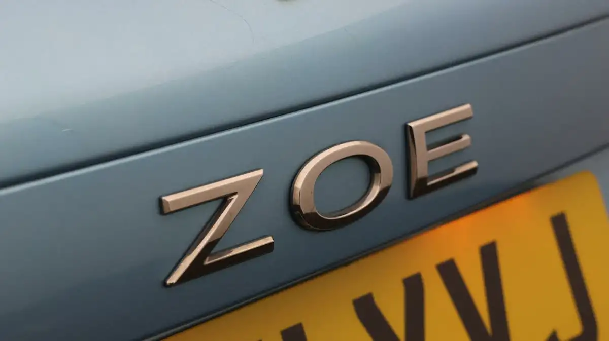 2021-renault-zoe-e-iconic-135ps-r135ev50-rapid-charge-big-20