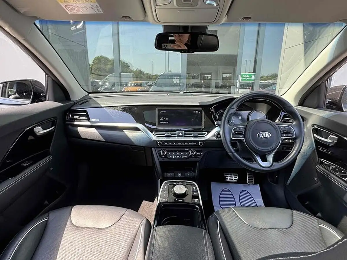 2021-kia-e-niro-ev-4-big-3