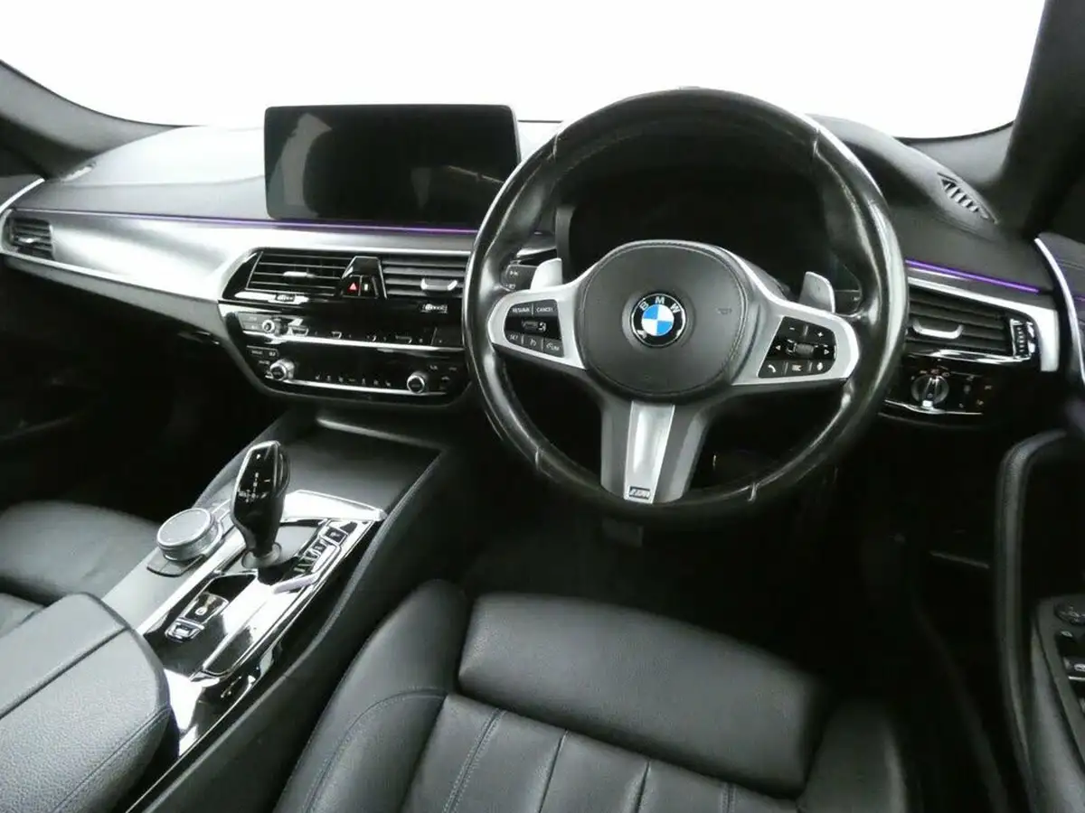 2022-bmw-5-series-20td-520d-m-sport-mht-saloon-4d-big-18
