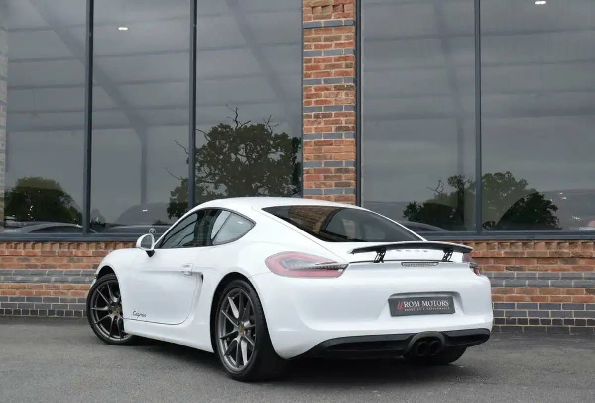 2015-porsche-cayman-27-pdk-big-7