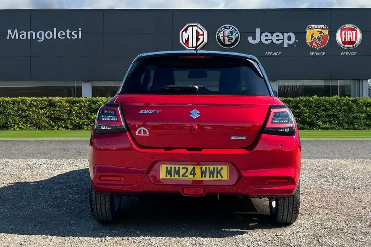 2024-suzuki-swift-12-motion-cvt-big-3