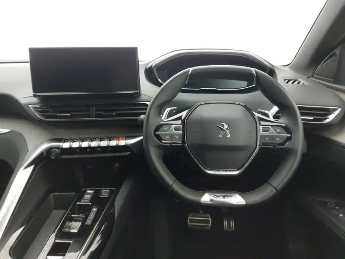 2024-peugeot-3008-suv-12-puretech-gt-136ps-hybrid-e-dsc6-big-6
