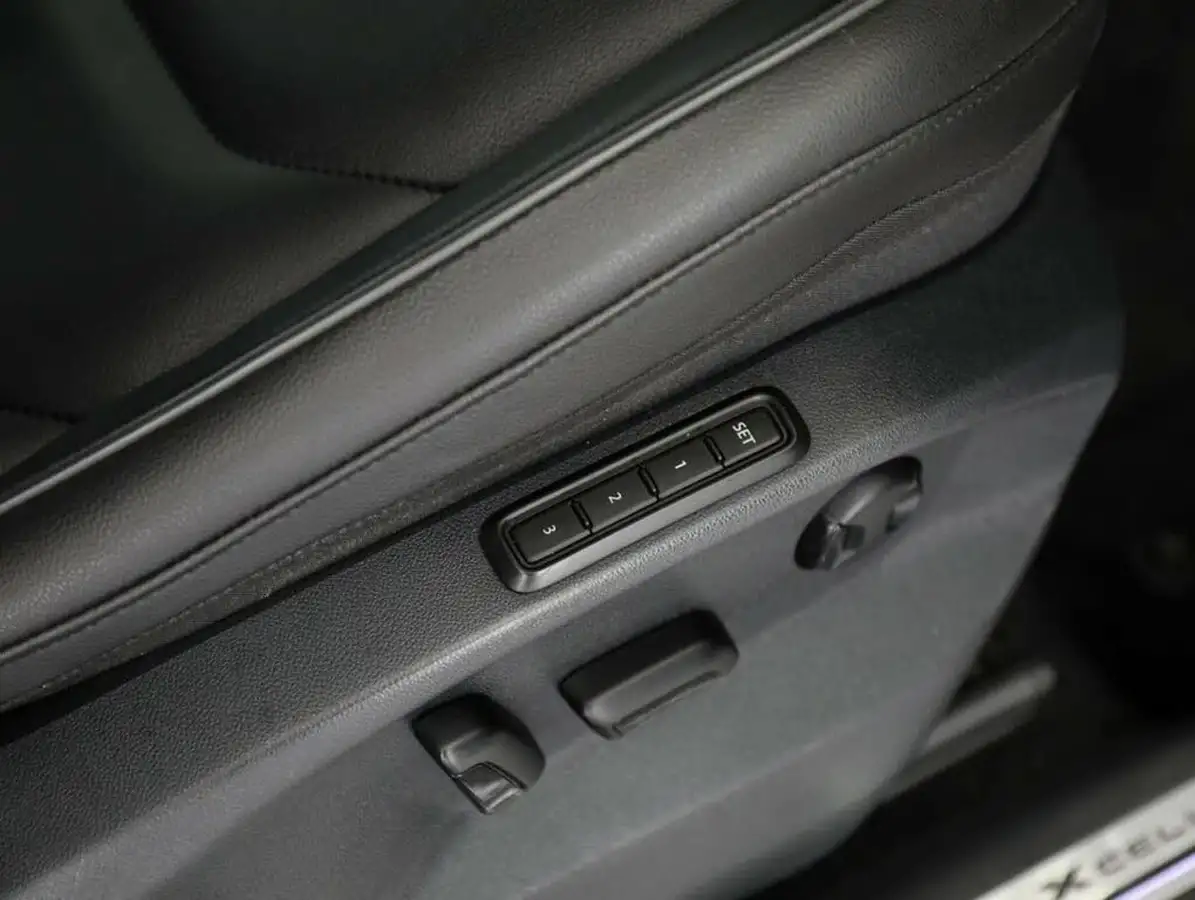 2021-seat-tarraco-15-tsi-evo-xcellence-lux-dsg-big-31