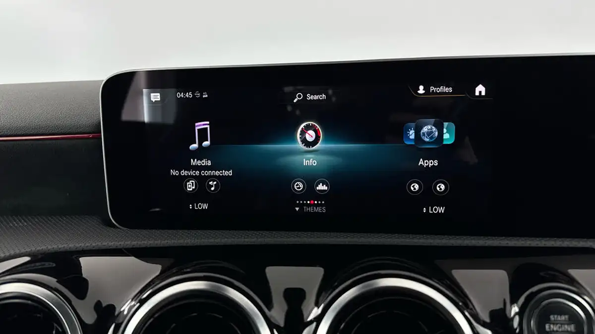 2019-mercedes-benz-a-class-13-a180-amg-line-executive-hatchback-5d-7g-dct-big-17